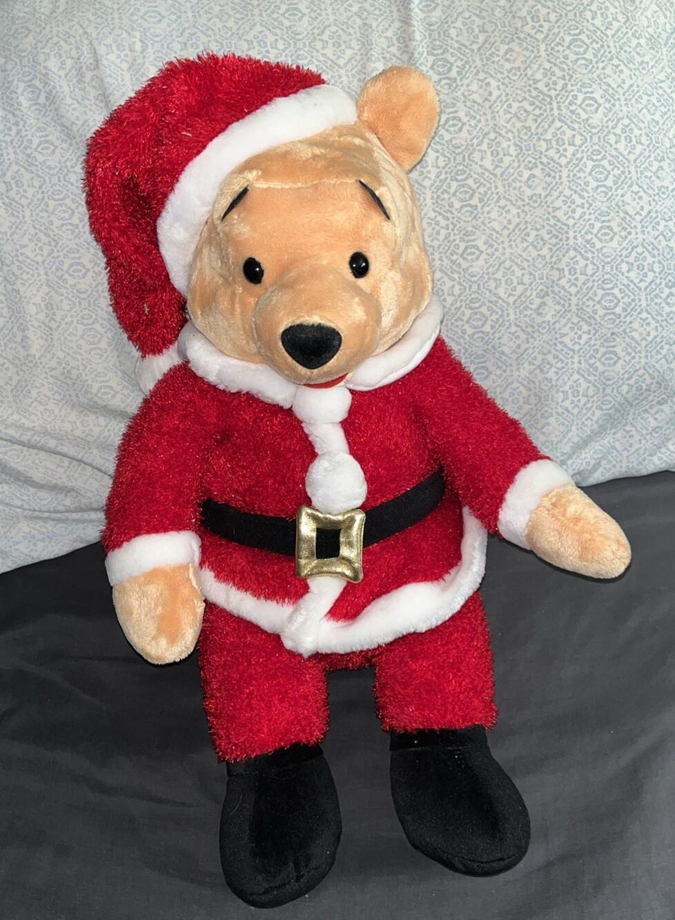 Disney Store Exclusive Winnie The Pooh As Santa Plush 19”Holiday Christmas